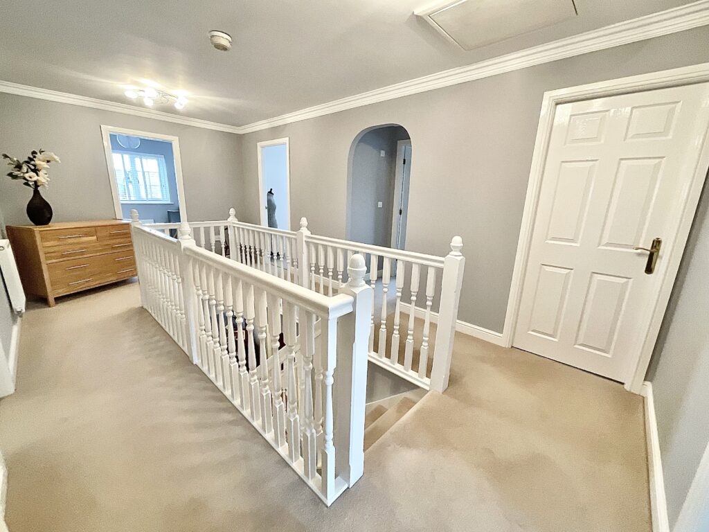 Westwood Close, Weston, CW2