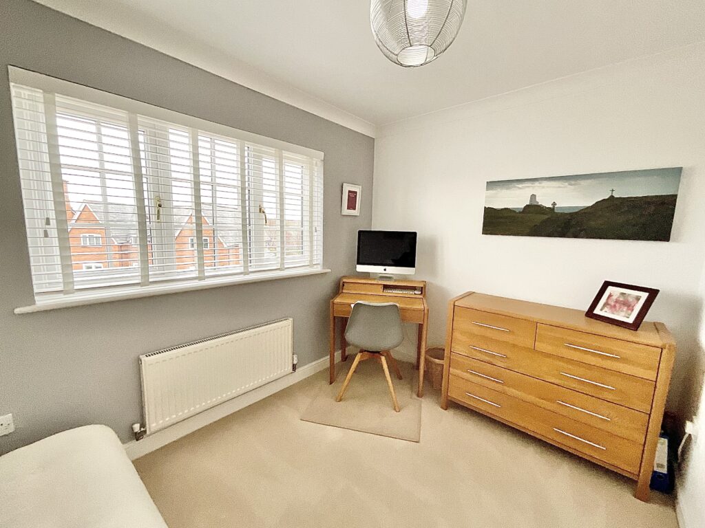 Westwood Close, Weston, CW2