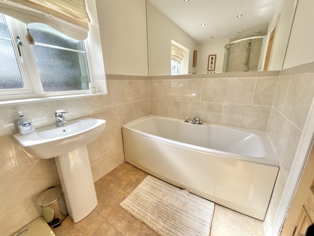 Wybunbury Road, Willaston, CW5