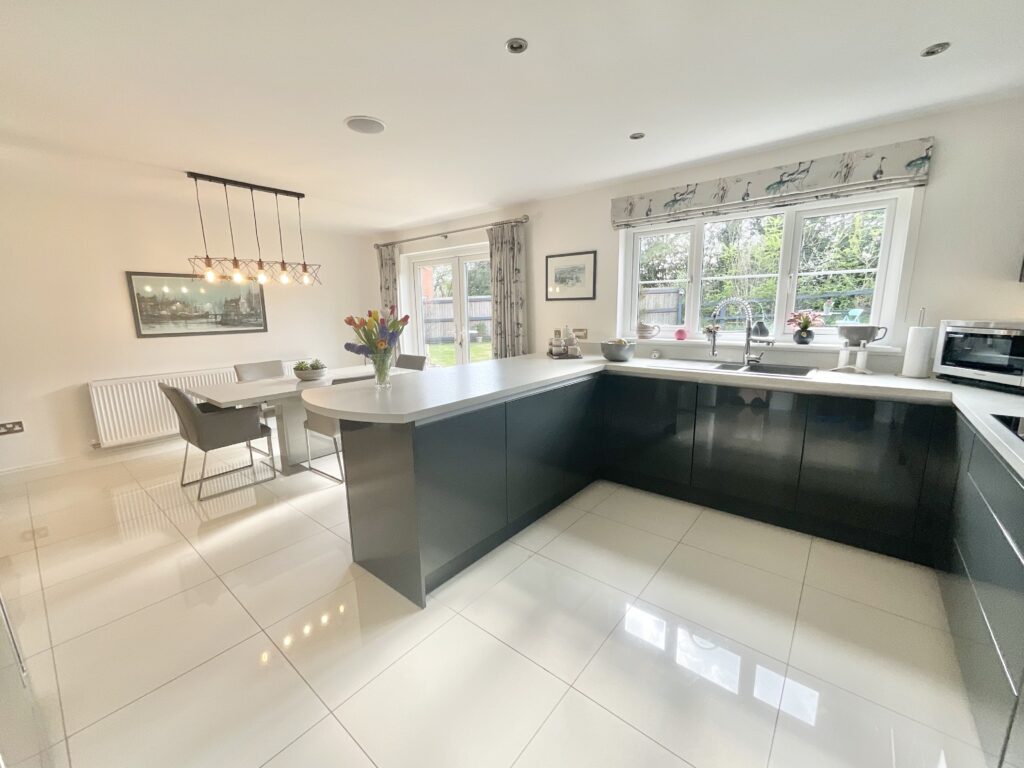 Grove Crescent, Woore, CW3