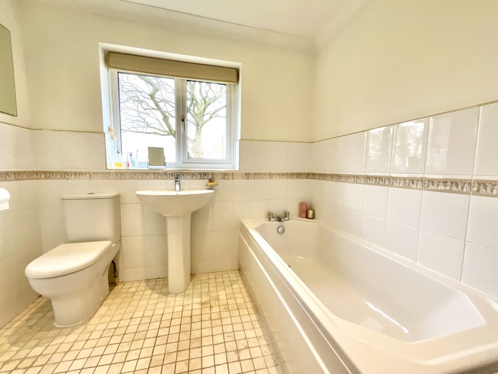 St. Leonards Way, Woore, CW3