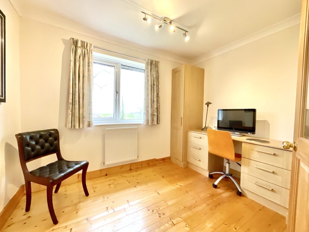 St. Leonards Way, Woore, CW3