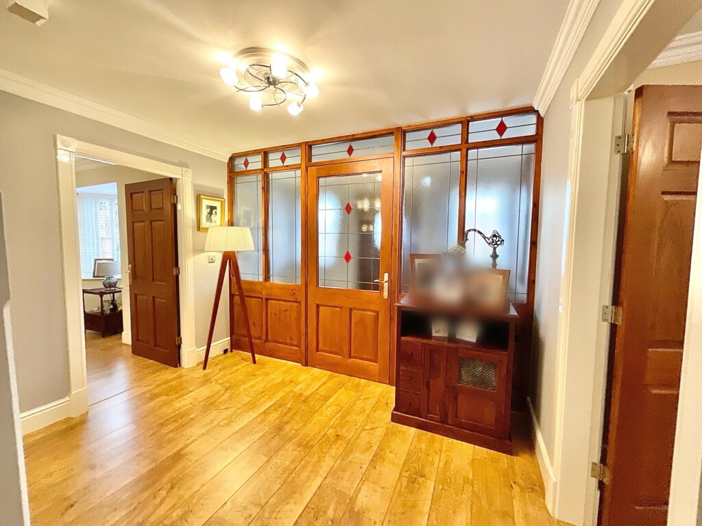 Westwood Close, Weston, CW2