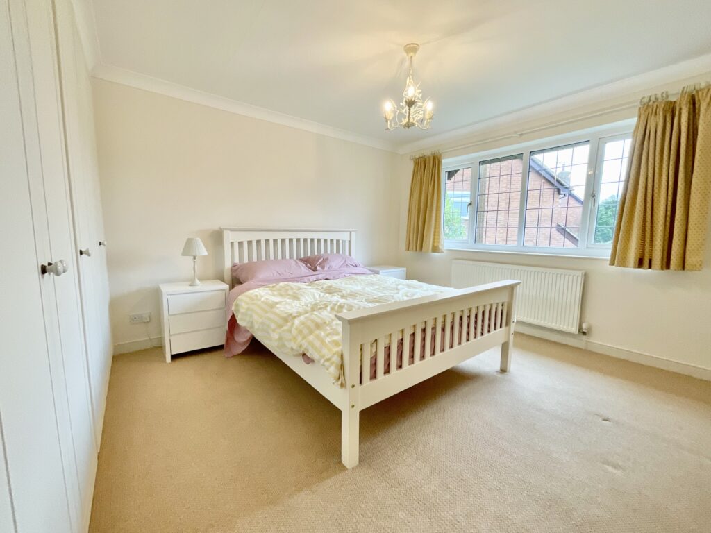 St. Leonards Way, Woore, CW3