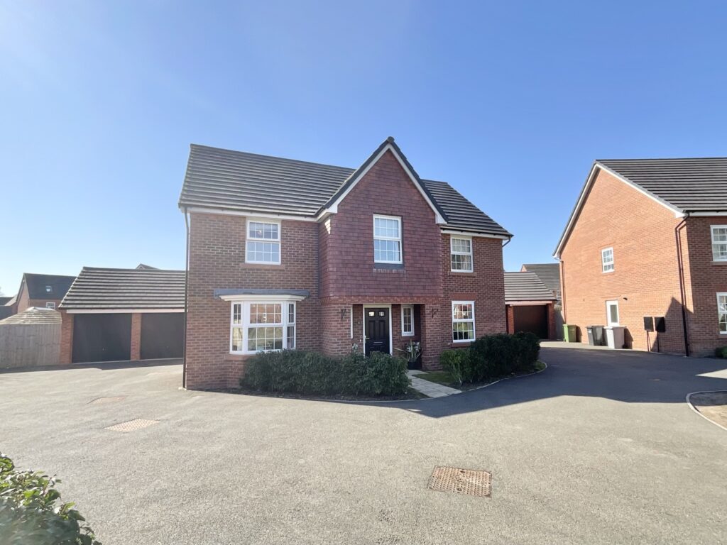 Wild Flower Close, Stapeley, CW5