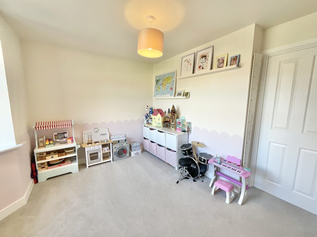 Wild Flower Close, Stapeley, CW5