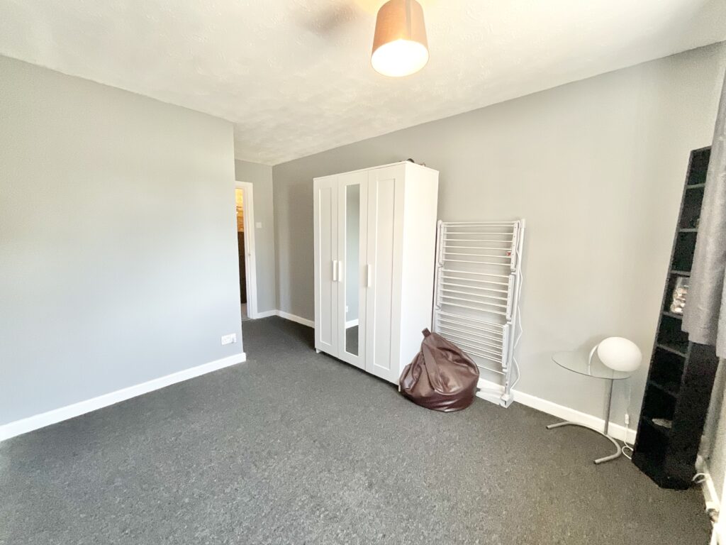 Crewe Road, Shavington, CW2