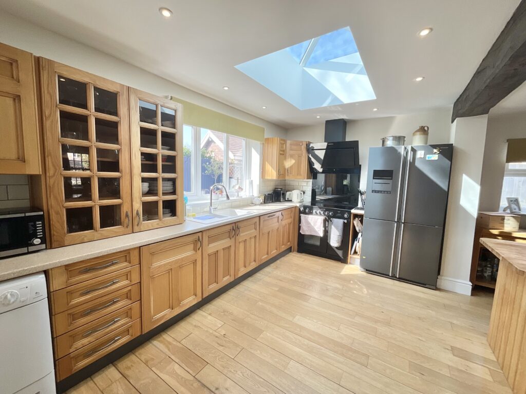 Main Road, Shavington, CW2