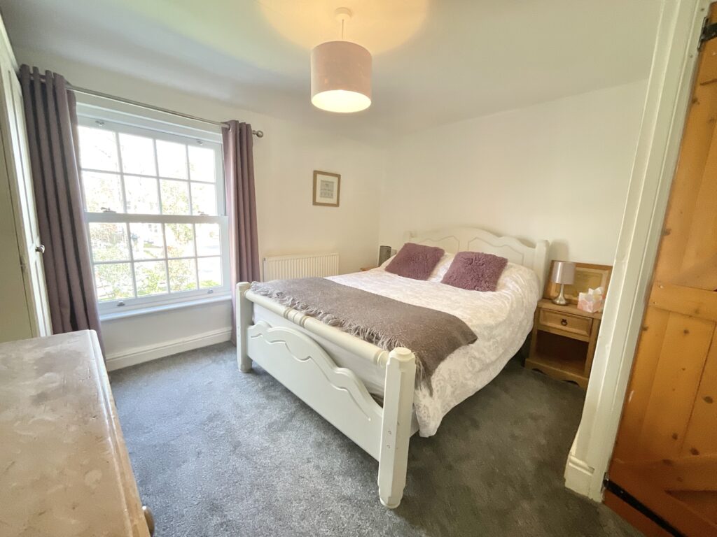 Main Road, Shavington, CW2