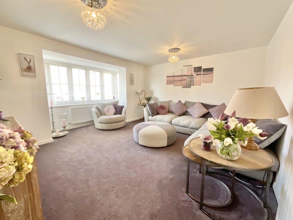 Weaver Brook Way, Wrenbury, CW5