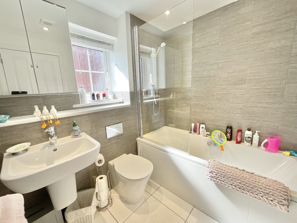 Weaver Brook Way, Wrenbury, CW5
