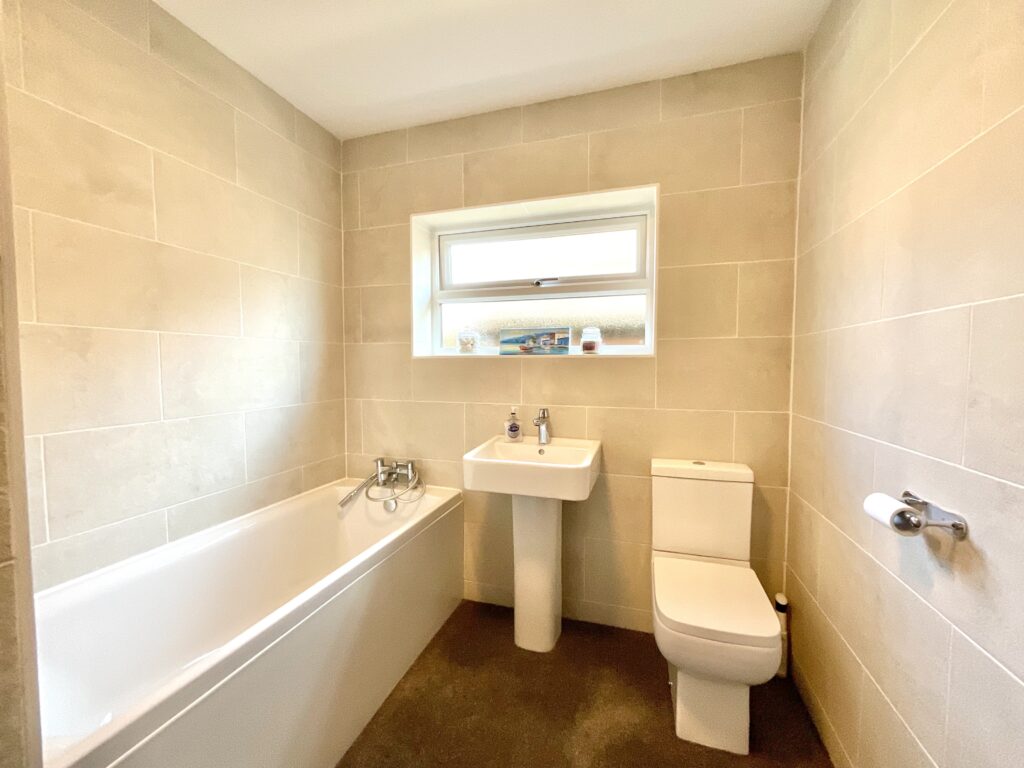 Wrenbury Heath Road, Wrenbury, CW5