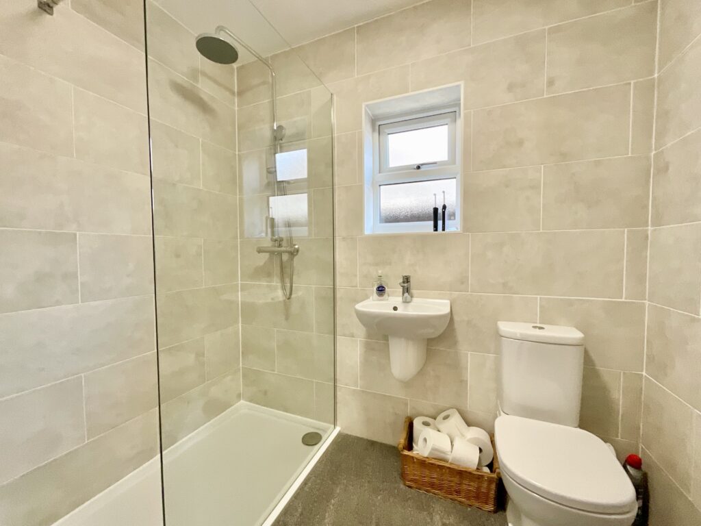 Wrenbury Heath Road, Wrenbury, CW5