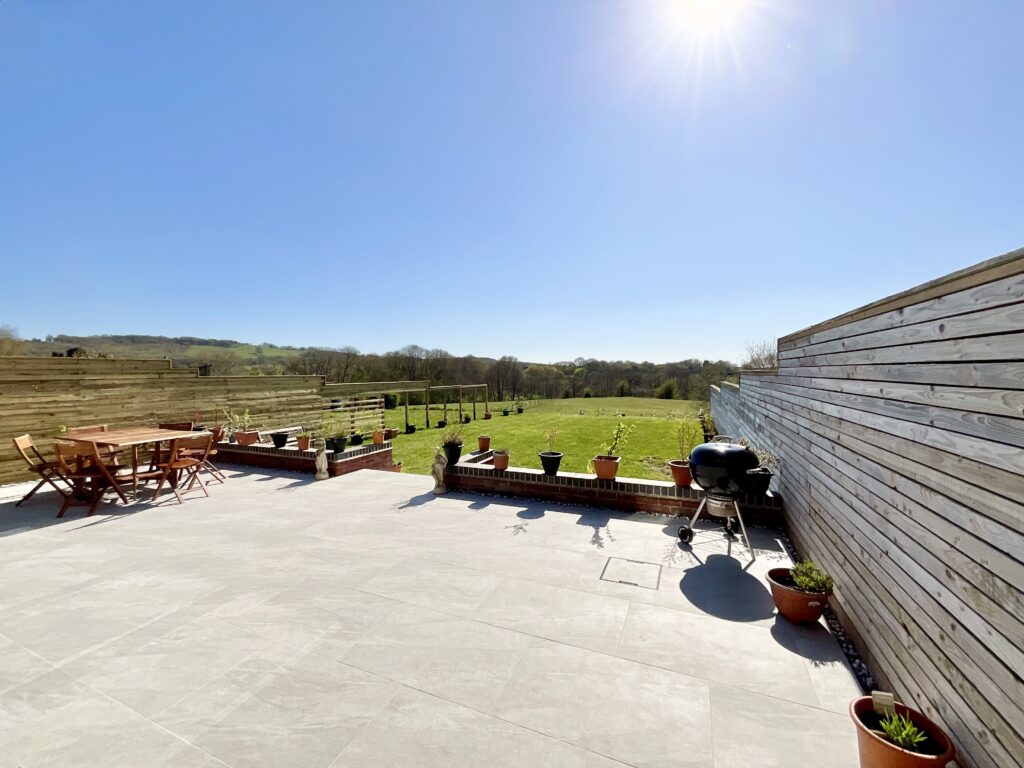 Rye Hills, Bignall End, ST7