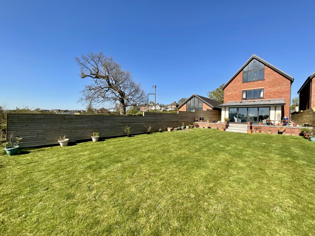 Rye Hills, Bignall End, ST7