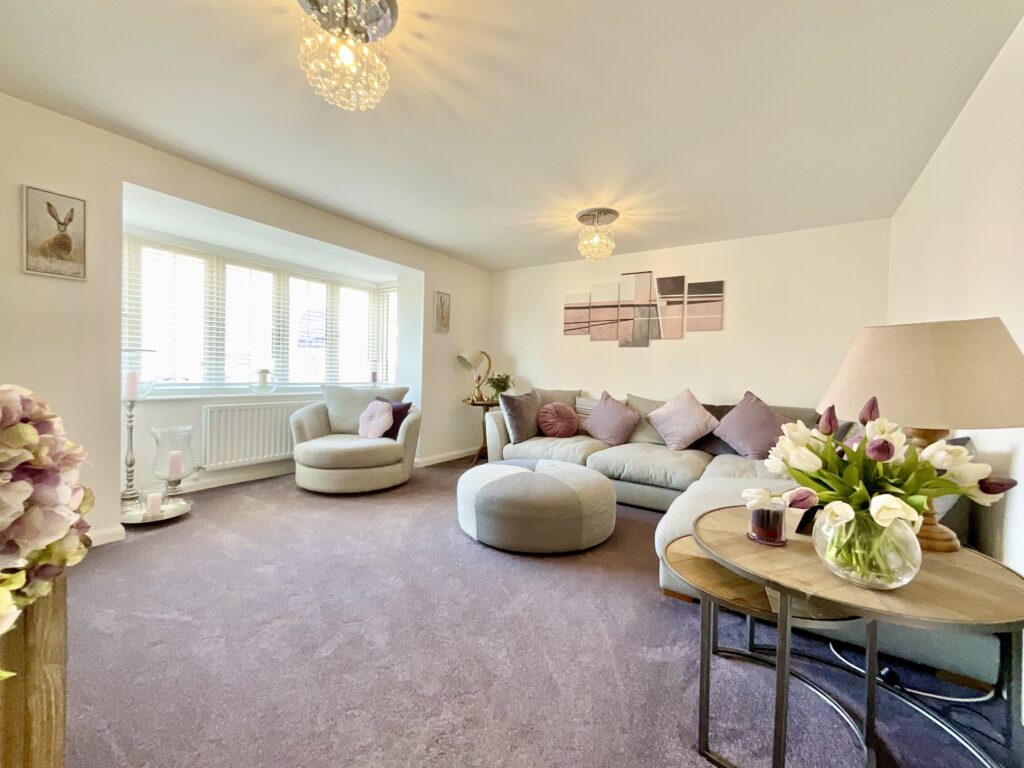 Weaver Brook Way, Wrenbury, CW5