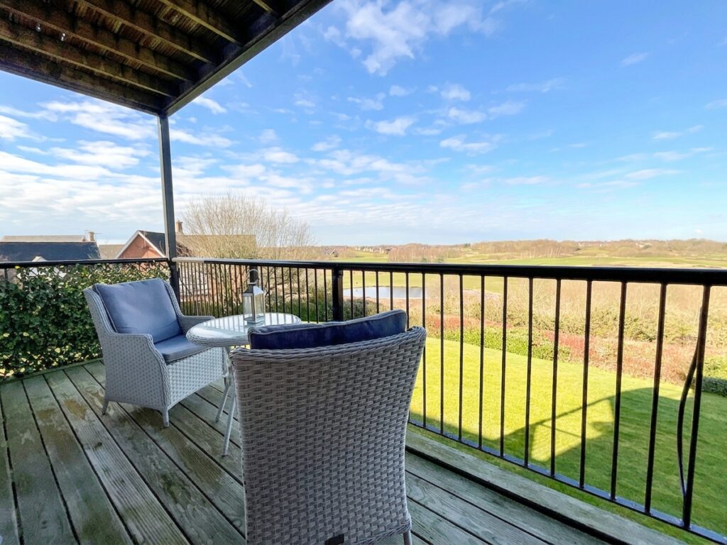 Brackenwood Mews, Weston, CW2