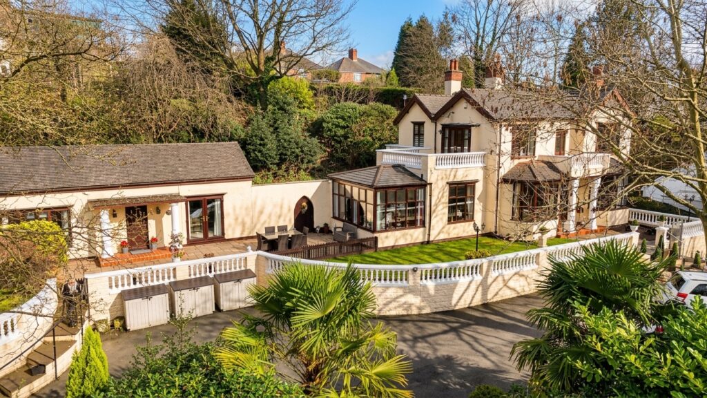 Hartshill Road, Stoke-On-Trent, ST4