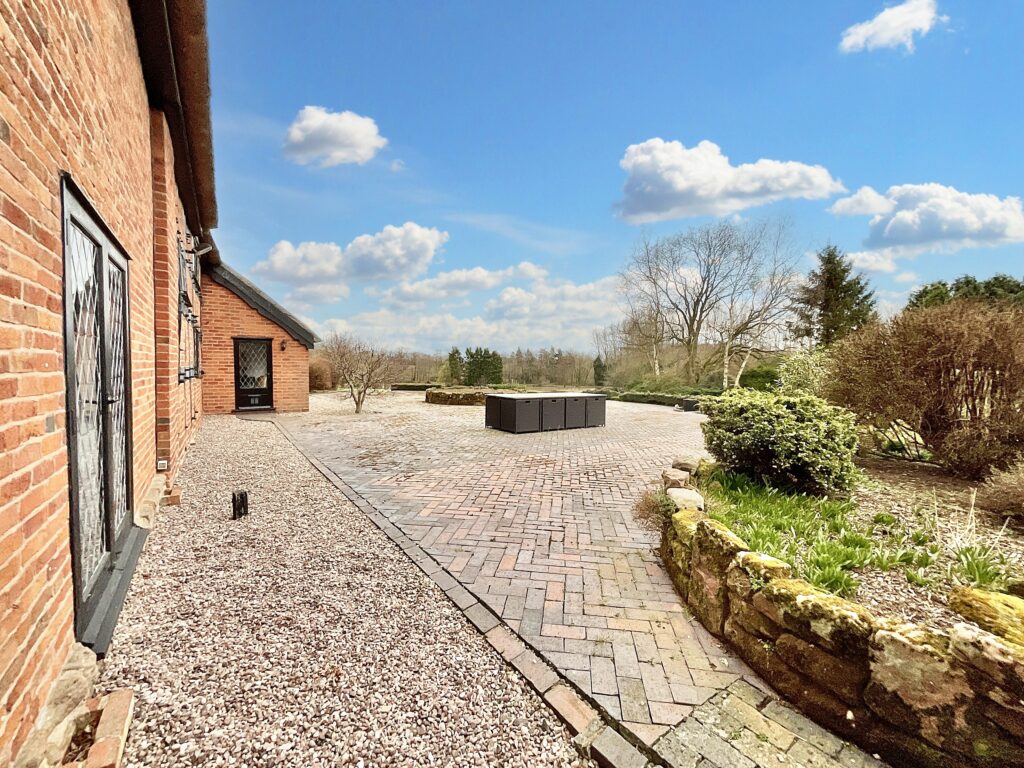 Knighton, Stafford, ST20