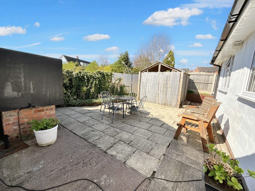Crewe Road, Shavington, CW2
