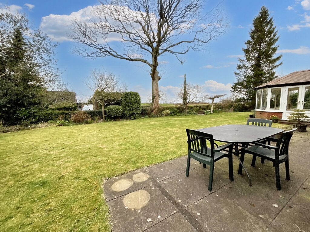 St. Leonards Way, Woore, CW3