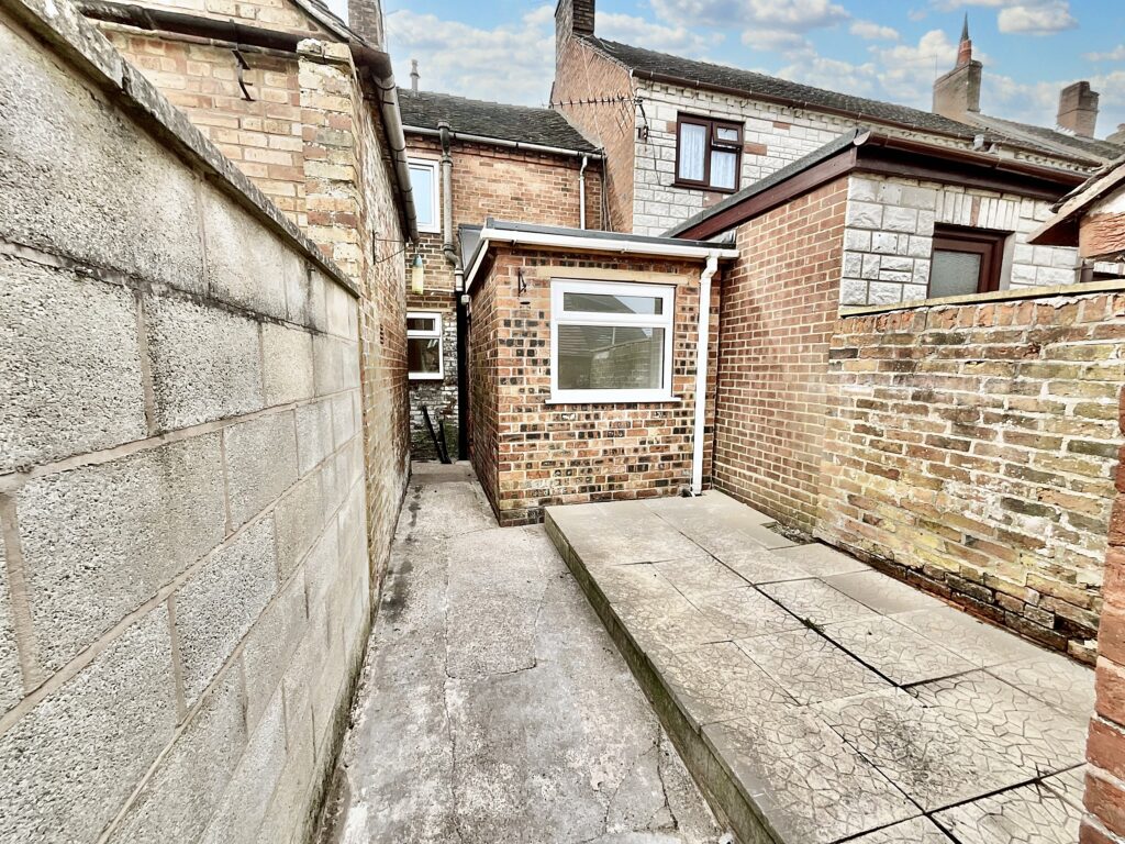Charles Street, Cheadle, ST10