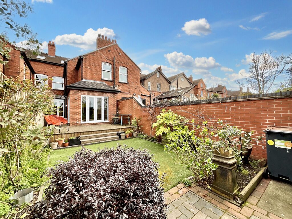 Albert Terrace, Newcastle, ST5