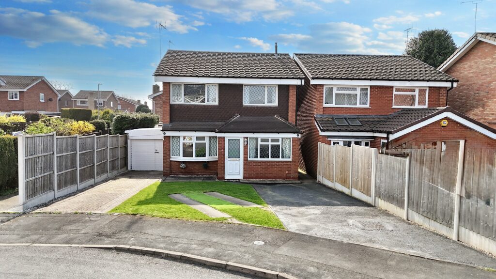 Greenway Avenue, Stone, ST15