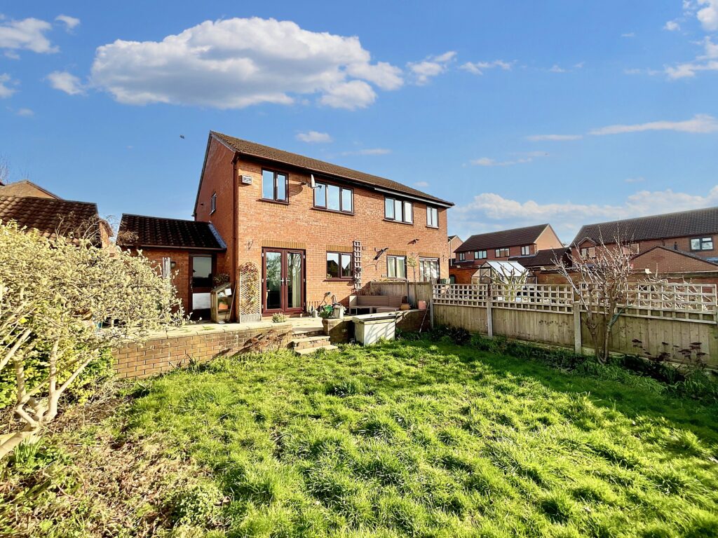 Kingsland Close, Stone, ST15