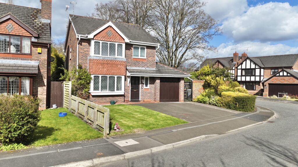 St. Josephs Way, Nantwich, CW5