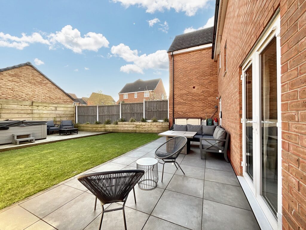 Canary Grove, Wolstanton, ST5