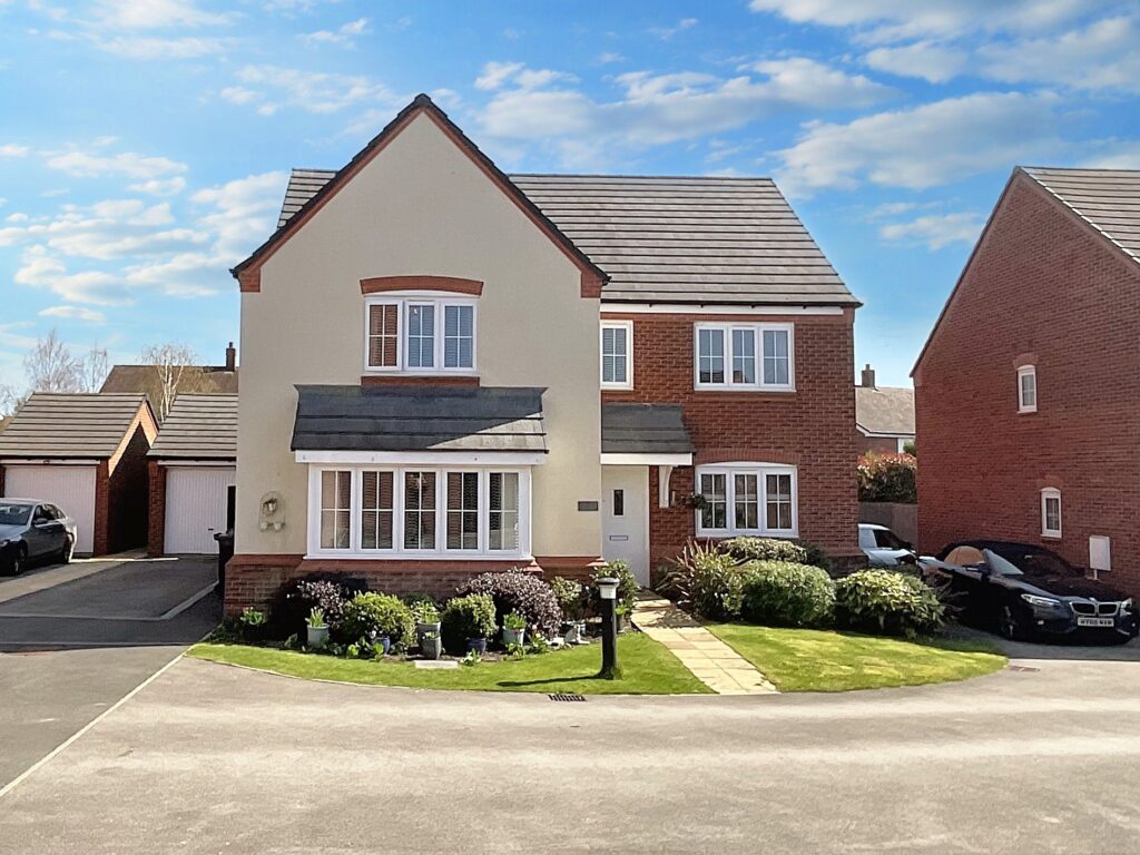 Weaver Brook Way, Wrenbury, CW5