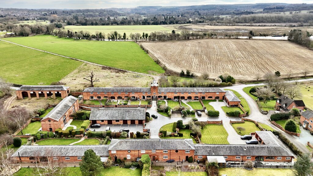 Tixall Court, Tixall, ST18