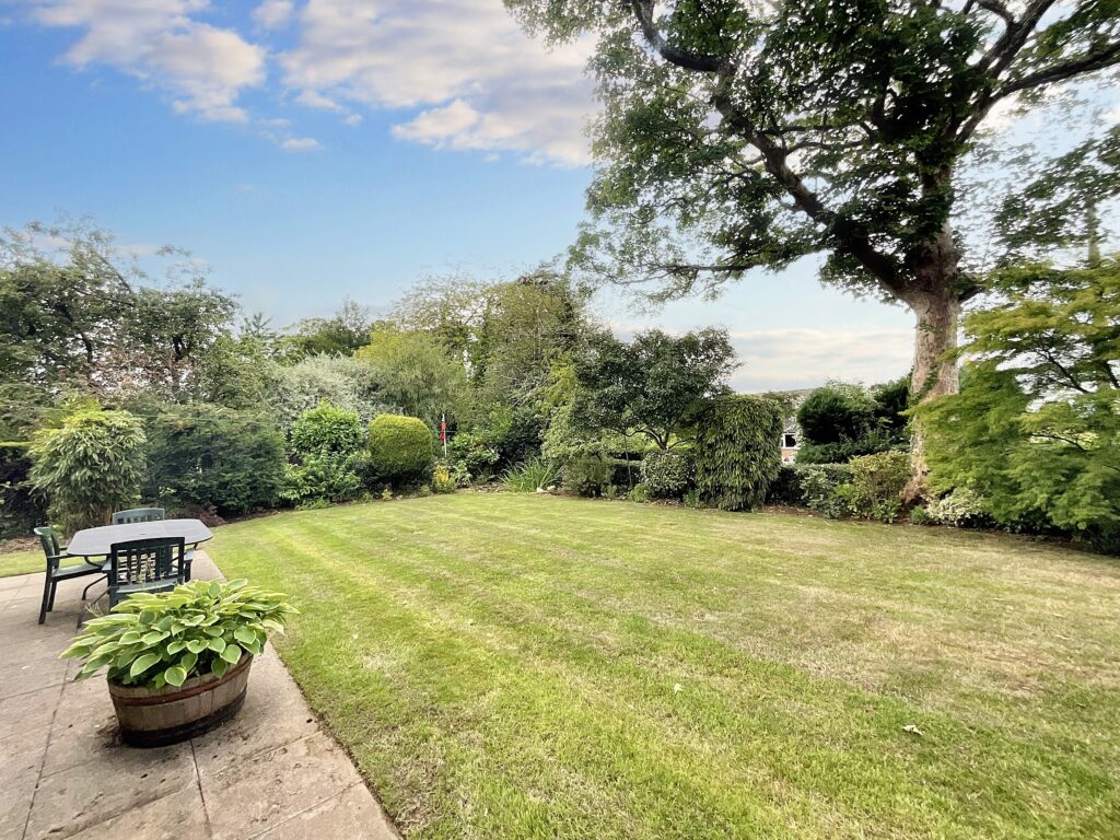 St. Leonards Way, Woore, CW3
