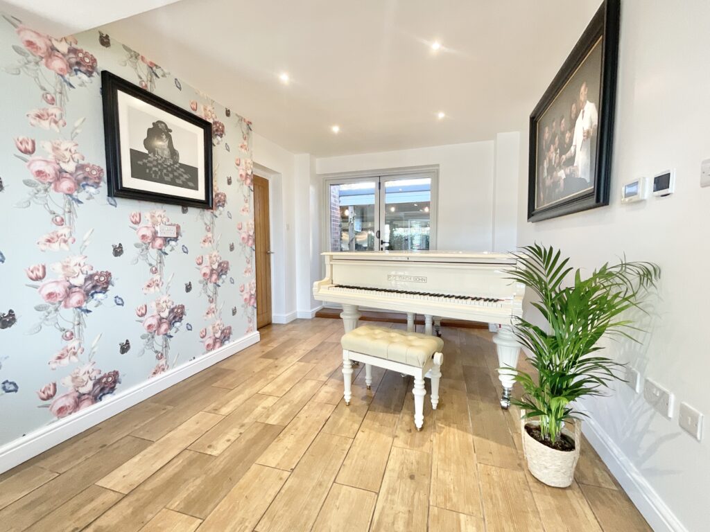 Pinewood Road, Ashley Heath, TF9