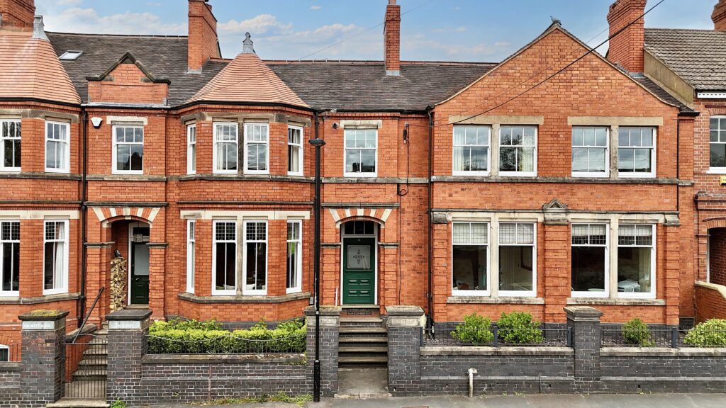 Northesk Street, Stone, ST15