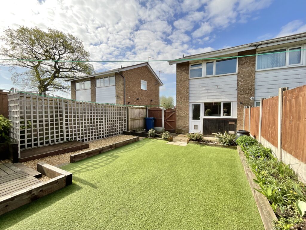 Hollies Brook Close, Gnosall, ST20