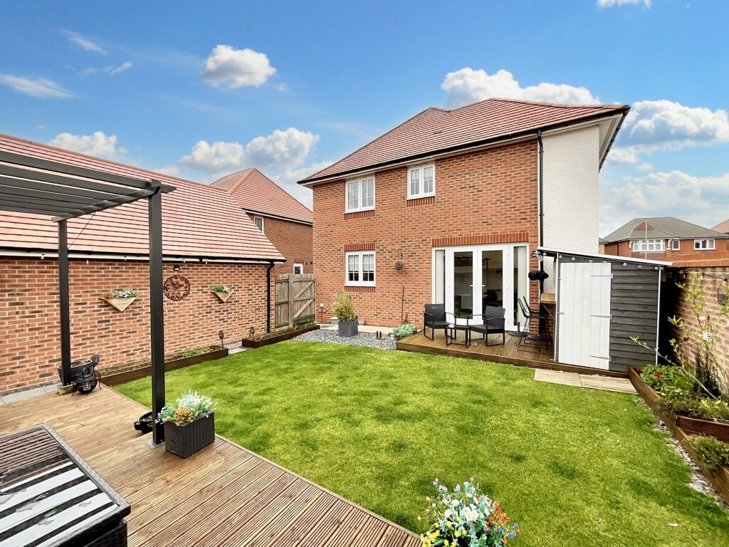 Camp Hill Drive, Henhull, CW5