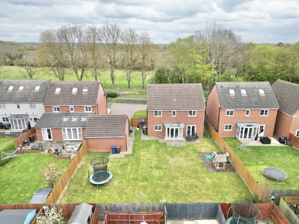 Hollingworth Close, Yarnfield, ST15