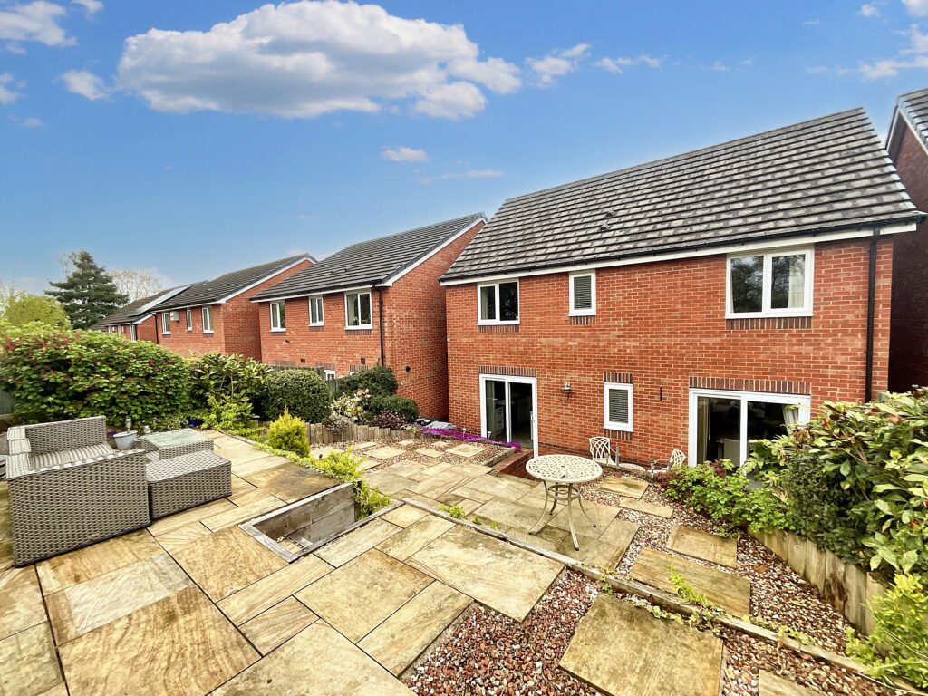 Canalside Close, Nantwich, CW5