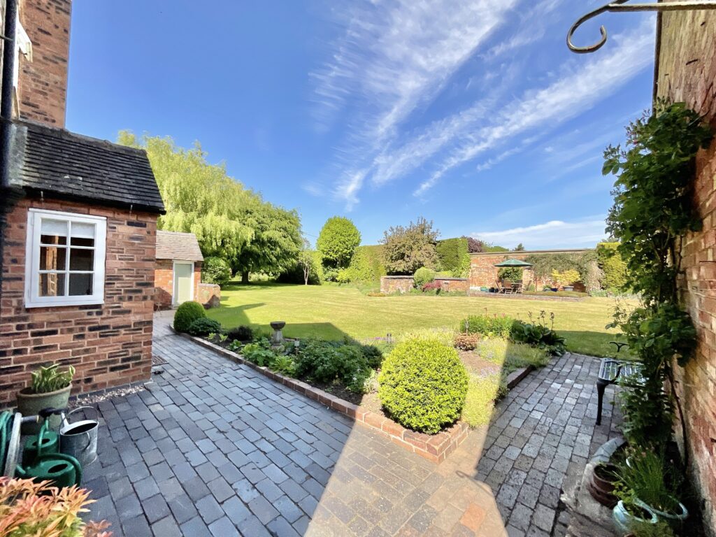 Slindon, Stafford, ST21