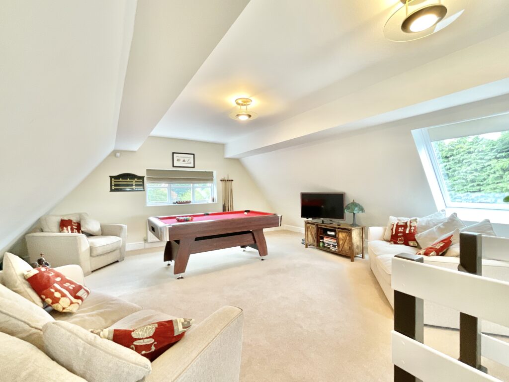 Whitgreave Lane, Whitgreave, ST18