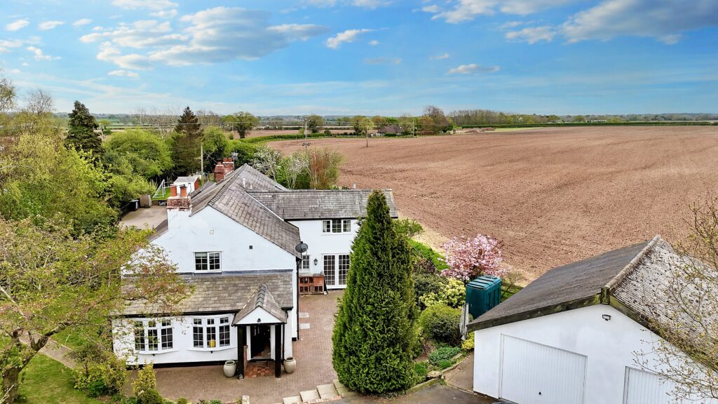 Dodds Green Lane, Aston, CW5