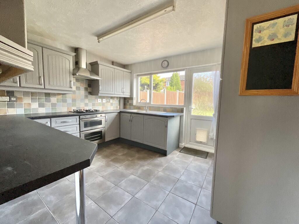 Hollies Brook Close, Gnosall, ST20