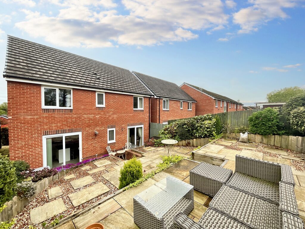Canalside Close, Nantwich, CW5
