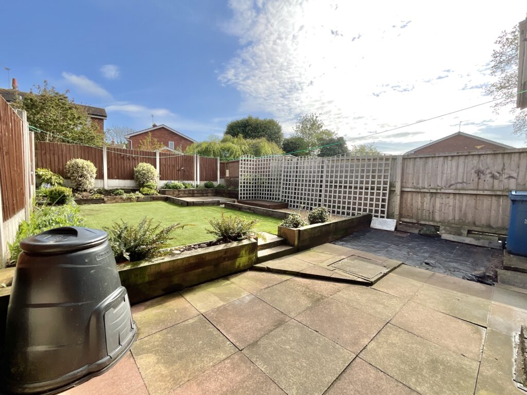 Hollies Brook Close, Gnosall, ST20