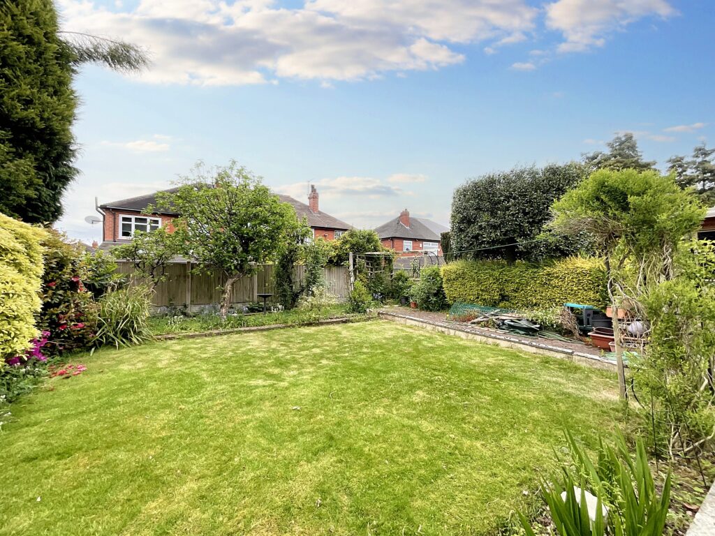 Walleys Drive, Newcastle, ST5