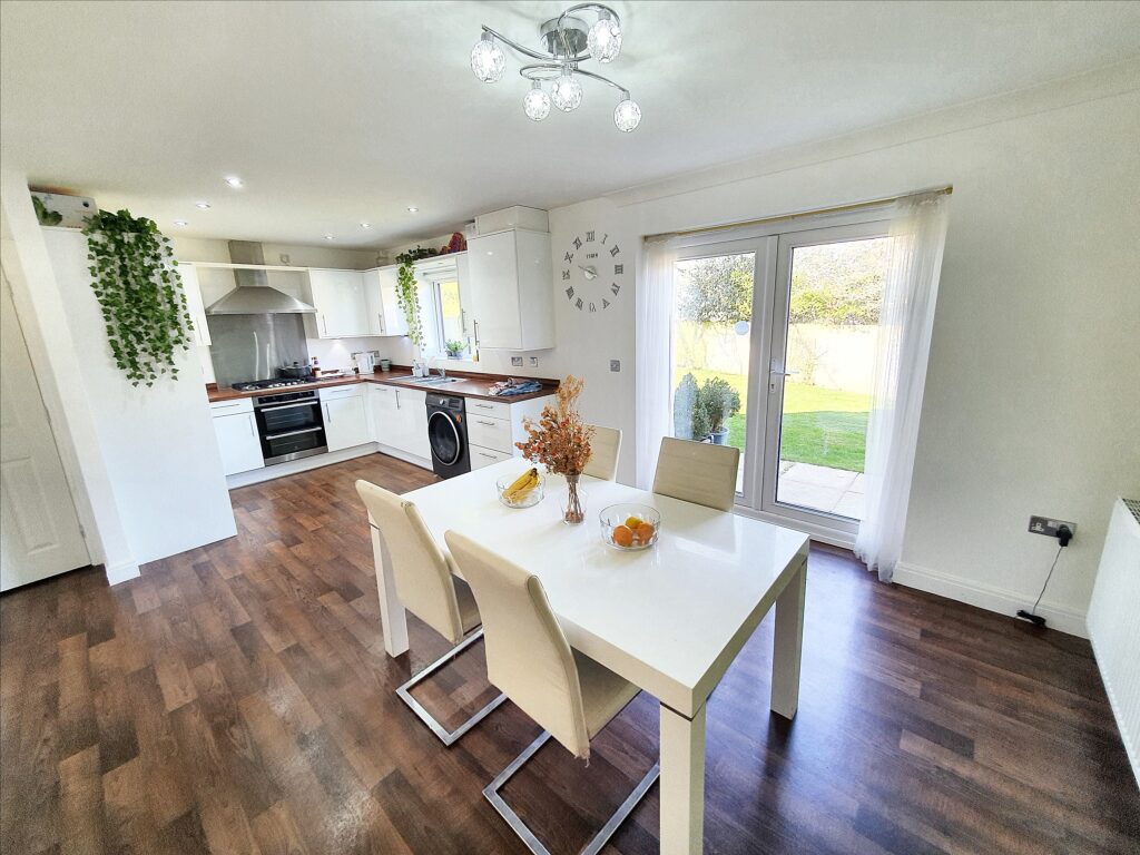 Broomhall Drive, Shavington, CW2