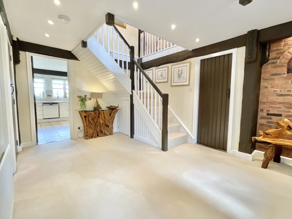 Whitgreave Lane, Whitgreave, ST18