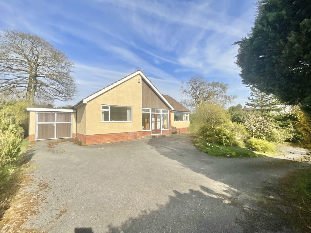 Eccleshall Road, Hookgate, TF9
